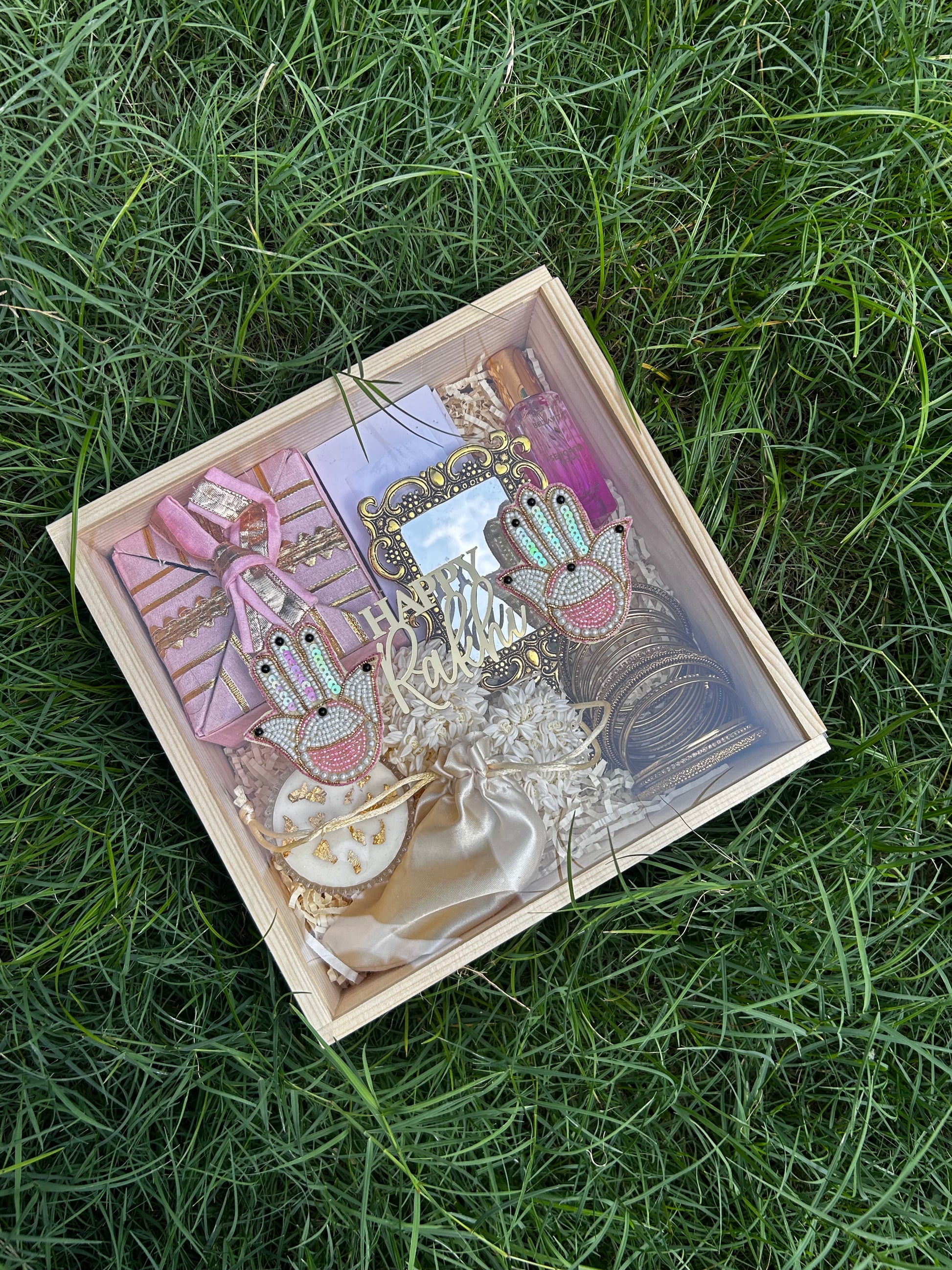 JHUMKA HAMPER